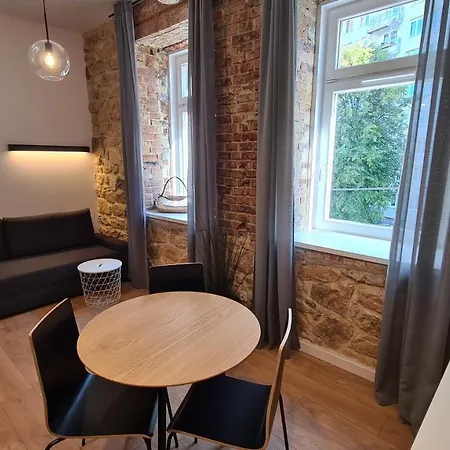 Appartement Szczytowa Kamienica Blisko Centrum *