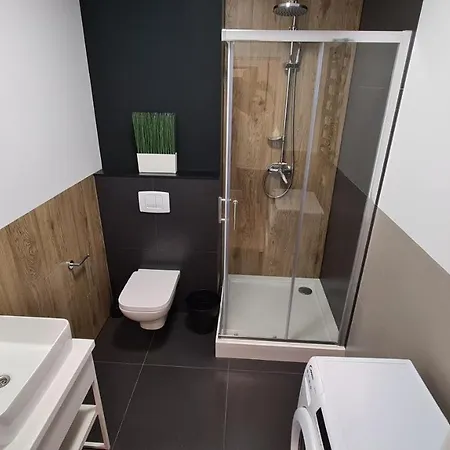Szczytowa Kamienica Blisko Centrum Appartement Częstochowa