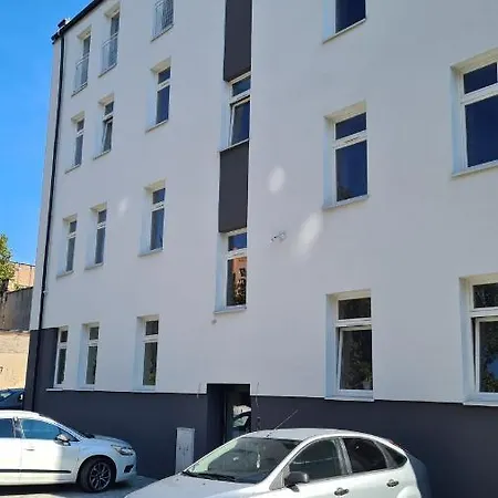 Szczytowa Kamienica Blisko Centrum Appartement